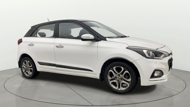 Second-hand 2019 Hyundai i20 Asta Option Diesel for sale in Chennai-12