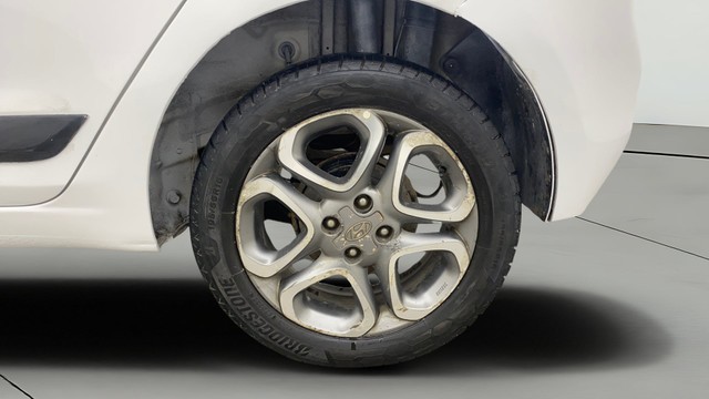 Second-hand 2019 Hyundai i20 Asta Option Diesel for sale in Chennai-29