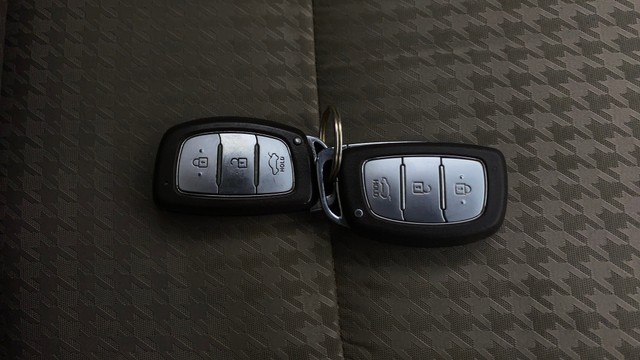 Second-hand 2019 Hyundai i20 Asta Option Diesel for sale in Chennai-4