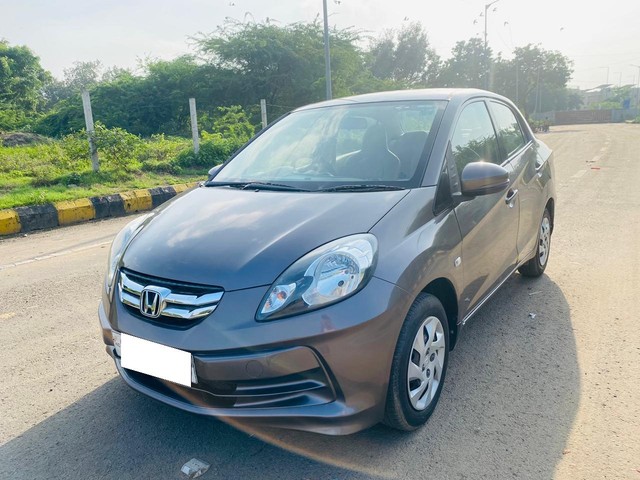 Second-hand 2015 Honda Amaze S i-Dtech for sale in Ahmedabad-4