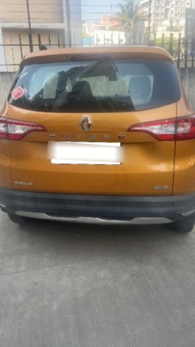 Second-hand 2020 Renault Triber RXT BSIV for sale in Pune-7