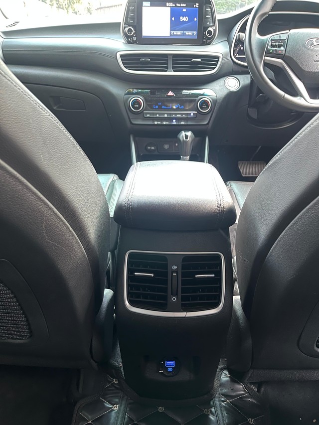 Second-hand 2021 Hyundai Tucson GLS Diesel AT for sale in Mumbai-16