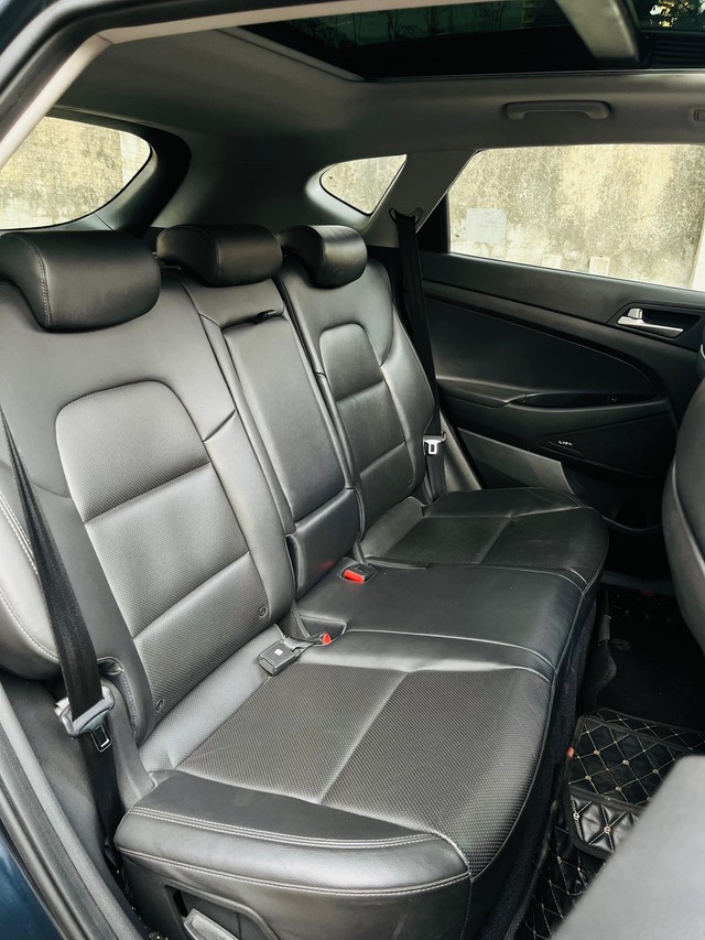 Second-hand 2021 Hyundai Tucson GLS Diesel AT for sale in Mumbai-13