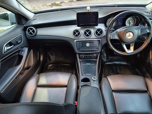 Second-hand 2016 Mercedes-Benz GLA Class 200 for sale in New Delhi-5
