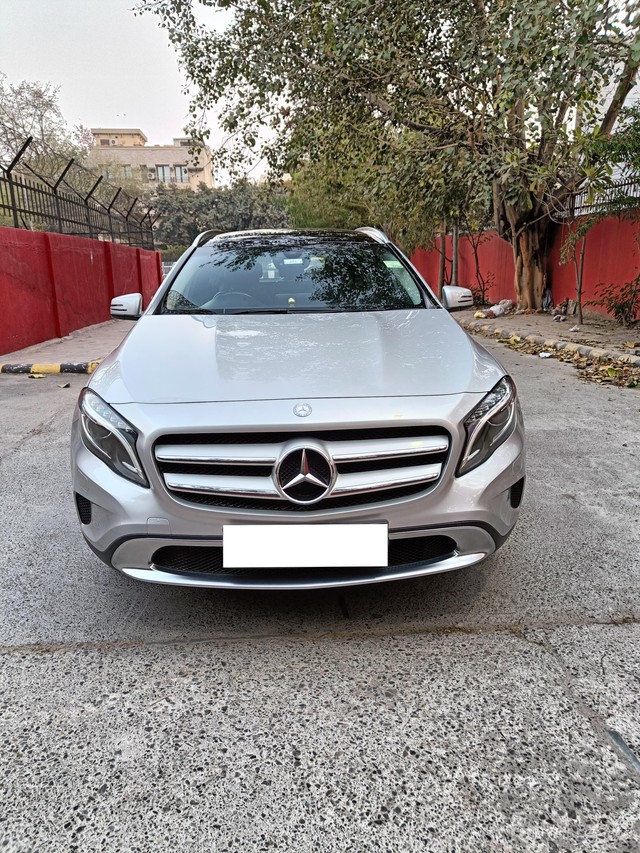 Second-hand 2016 Mercedes-Benz GLA Class 200 for sale in New Delhi-4