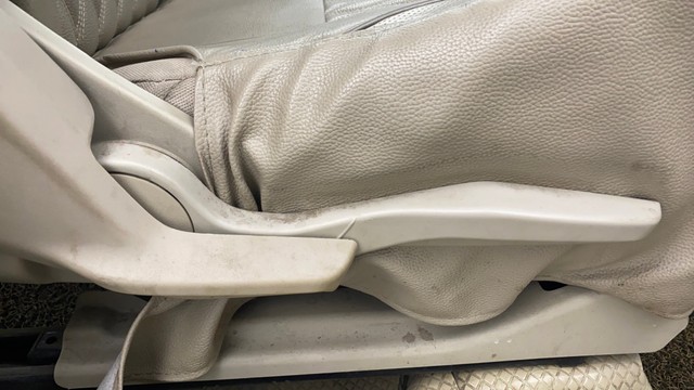 Second-hand 2018 Maruti Suzuki Swift Dzire AMT VXI for sale in Chennai-4