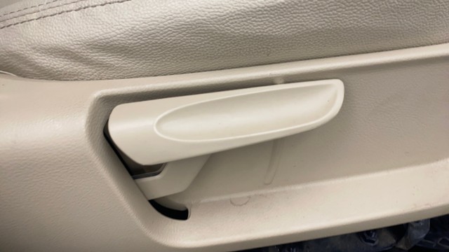 Second-hand 2016 Volkswagen Ameo 1.2 MPI Highline for sale in Chennai-10