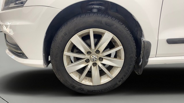 Second-hand 2016 Volkswagen Ameo 1.2 MPI Highline for sale in Chennai-29