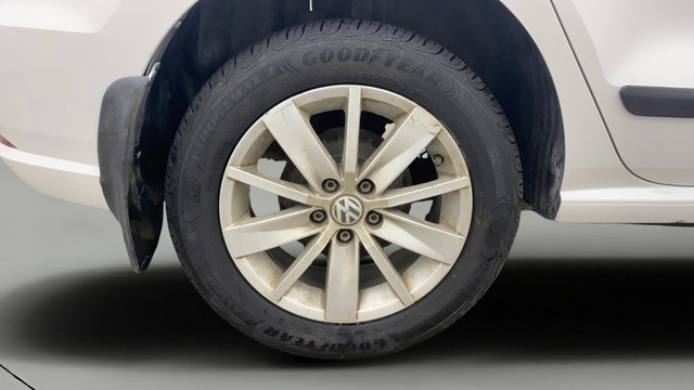 Second-hand 2016 Volkswagen Ameo 1.2 MPI Highline for sale in Chennai-27