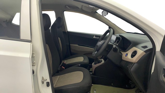 Second-hand 2013 Hyundai Grand i10 Sportz for sale in Kochi-15