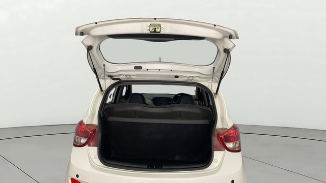 Second-hand 2013 Hyundai Grand i10 Sportz for sale in Kochi-20