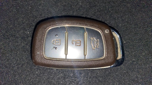 Second-hand 2013 Hyundai Grand i10 Sportz for sale in Kochi-21