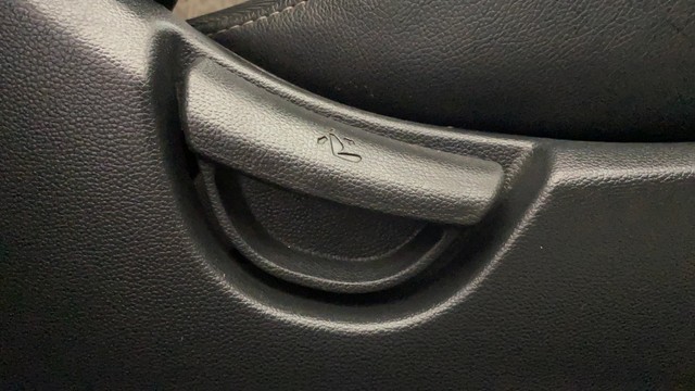 Second-hand 2013 Hyundai Grand i10 Sportz for sale in Kochi-18