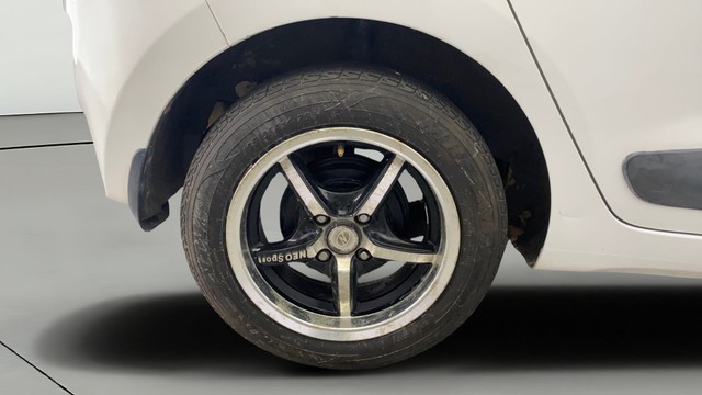 Second-hand 2013 Hyundai Grand i10 Sportz for sale in Kochi-24