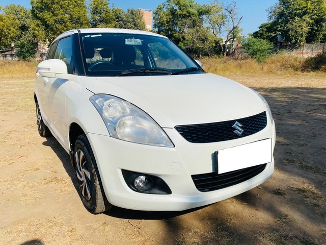 Maruti Suzuki Swift VXI Second-hand 2013 Maruti Suzuki Swift VXI for sale in Ahmedabad-0