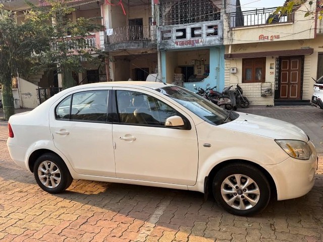 Second-hand 2014 Ford Fiesta 1.5 TDCi Ambiente for sale in Bardoli-1