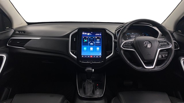 Second-hand 2020 MG Hector Sharp DCT for sale in Chennai-10