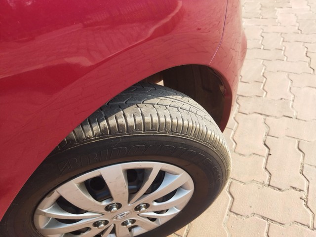 Second-hand 2015 Hyundai i10 Sportz 1.1L for sale in Kolkata-9