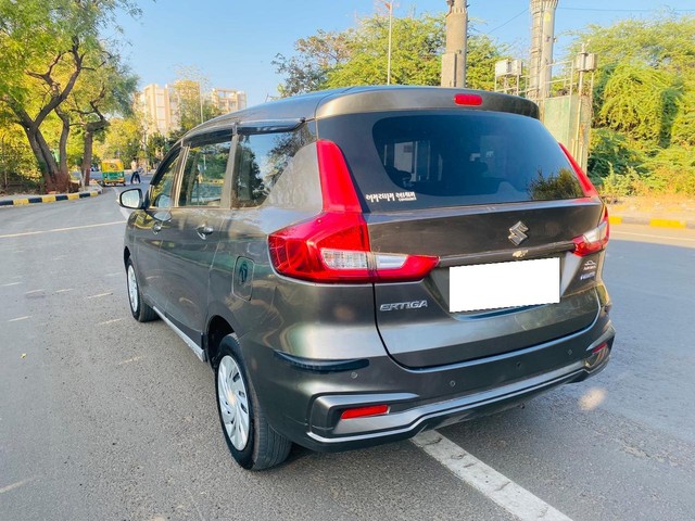 Second-hand 2021 Maruti Suzuki Ertiga VXI for sale in Ahmedabad-7
