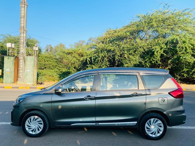 Second-hand 2021 Maruti Suzuki Ertiga VXI for sale in Ahmedabad-2