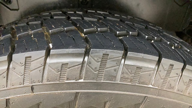 Second-hand 2021 Mahindra Thar LX 4WD Hard Top Diesel AT BSVI for sale in Hyderabad-8