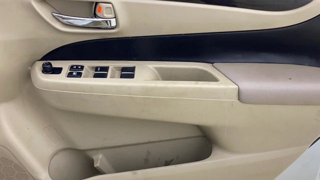 Second-hand 2017 Maruti Suzuki Ciaz VDi Plus SHVS for sale in Ahmedabad-17