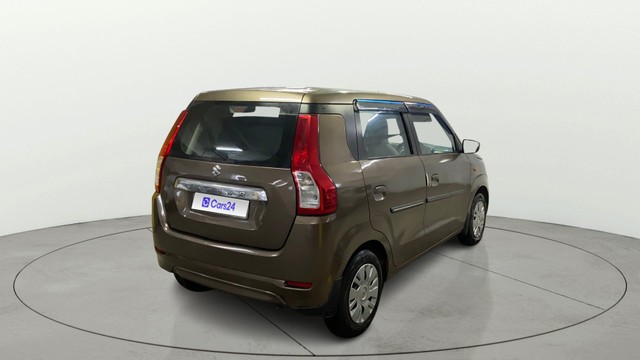 Second-hand 2019 Maruti Suzuki Wagon R VXI 1.2 for sale in Surat-13