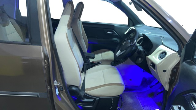 Second-hand 2019 Maruti Suzuki Wagon R VXI 1.2 for sale in Surat-25