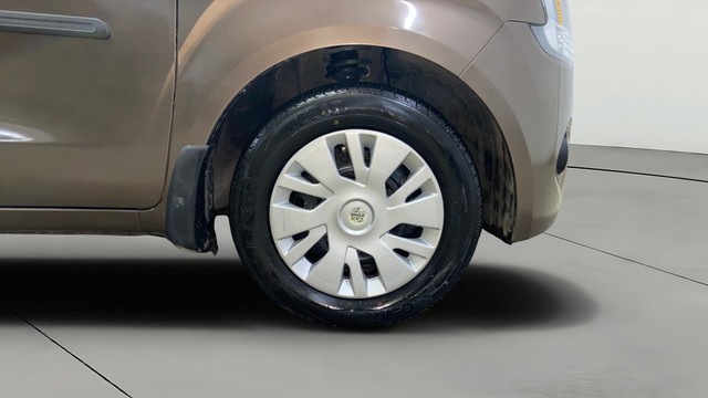 Second-hand 2019 Maruti Suzuki Wagon R VXI 1.2 for sale in Surat-26