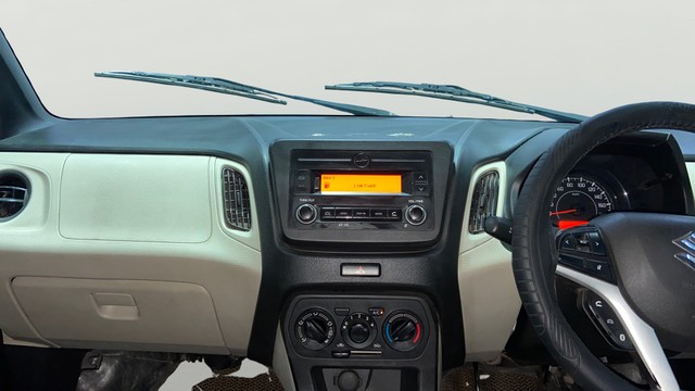 Second-hand 2019 Maruti Suzuki Wagon R VXI 1.2 for sale in Surat-3