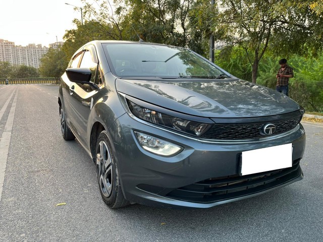 Tata Altroz XT Second-hand 2024 Tata Altroz XT for sale in Noida-0