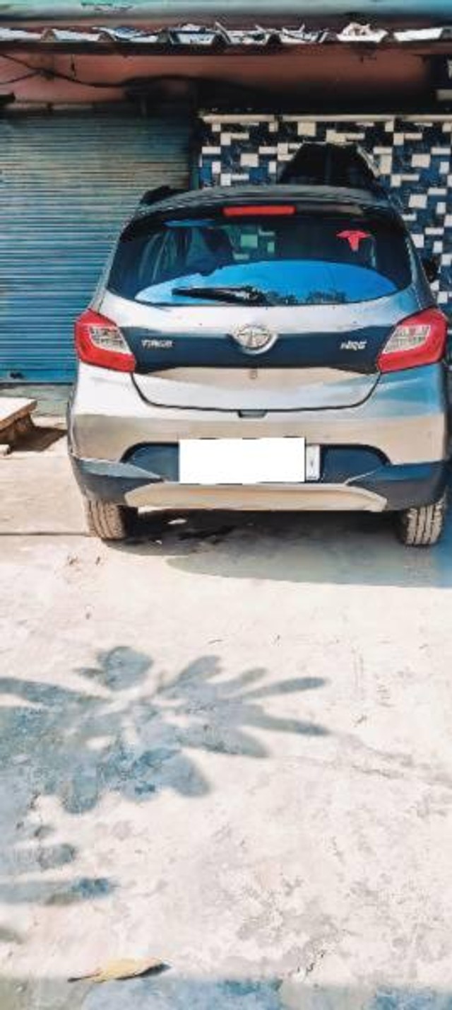 Tata Tiago 1.2 Revotron XZ Second-hand 2018 Tata Tiago 1.2 Revotron XZ for sale in Bahraich-2
