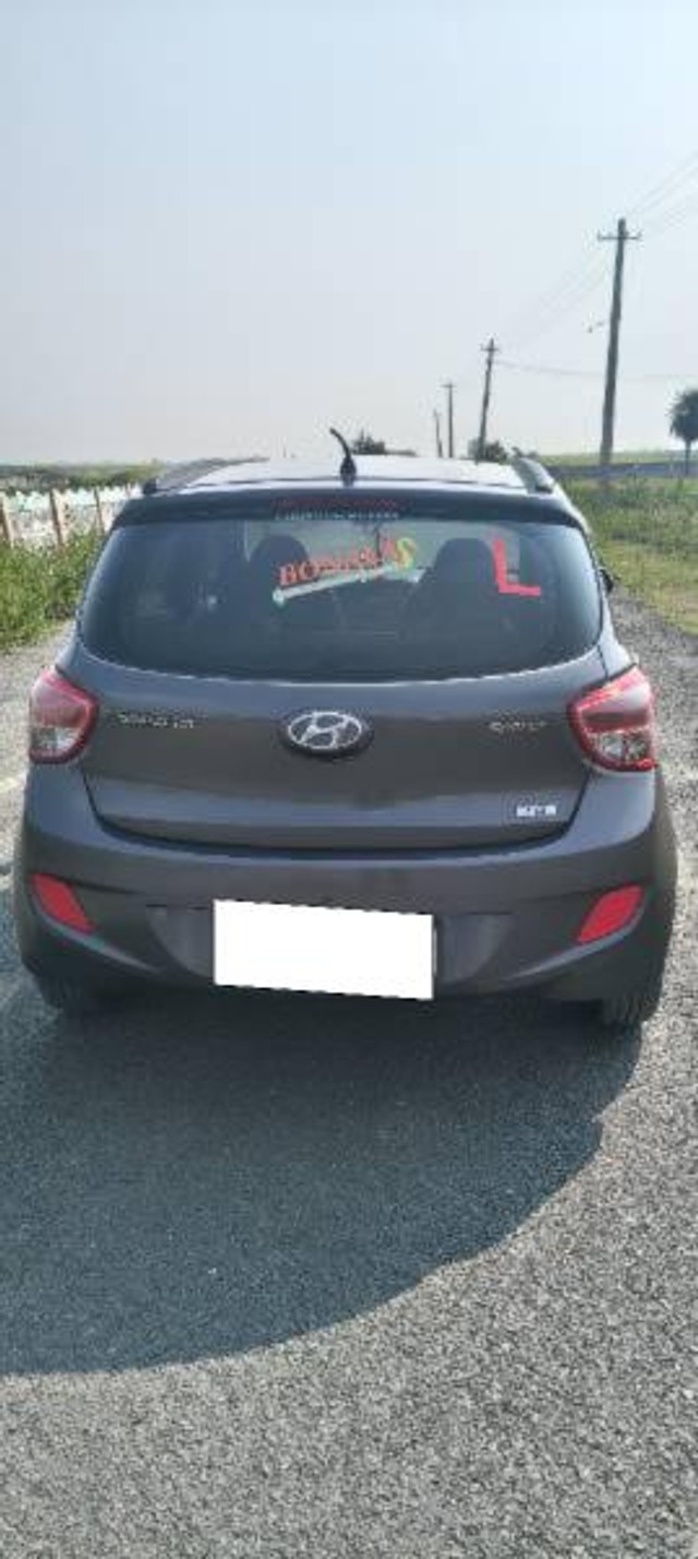Second-hand 2014 Hyundai Grand i10 Sportz for sale in Nandyal-3