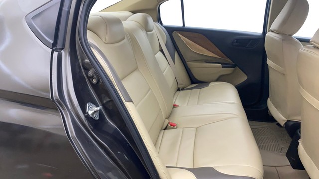 Second-hand 2018 Honda City i-VTEC S for sale in Hyderabad-16