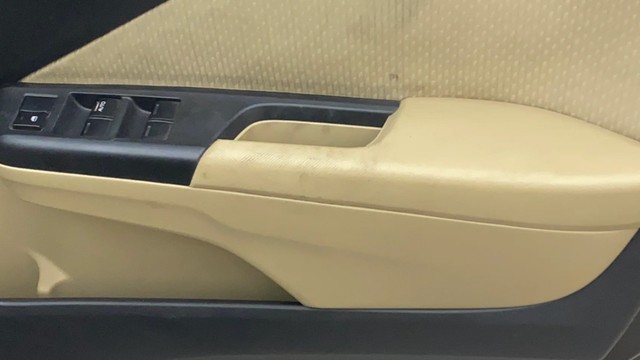 Second-hand 2018 Honda City i-VTEC S for sale in Hyderabad-17