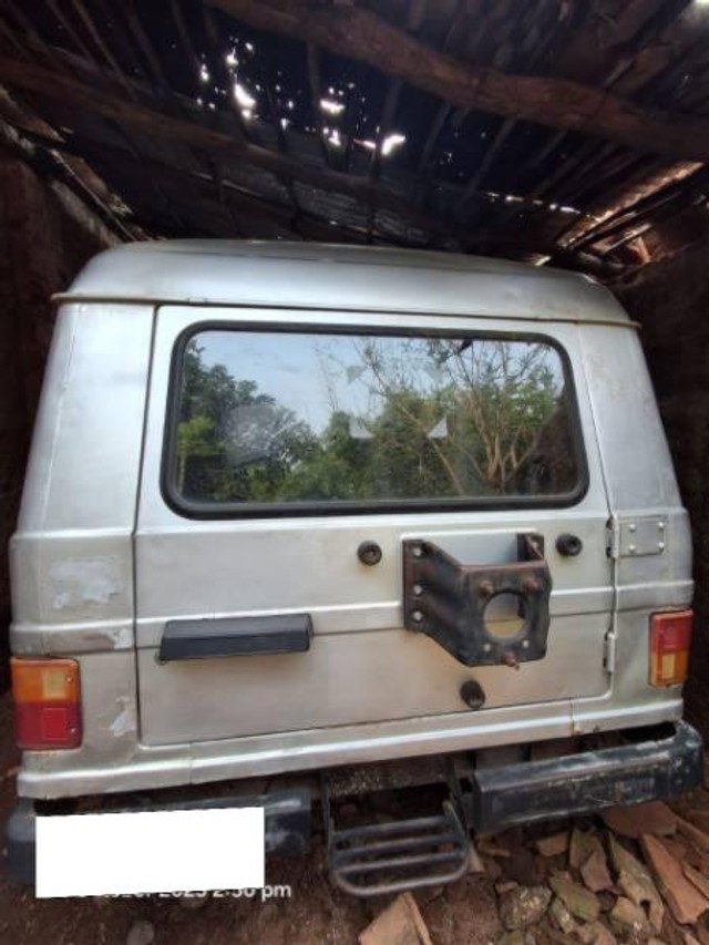 Second-hand 2003 Mahindra Jeep MAXX 10 seater for sale in Katni-3