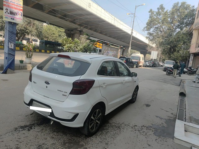 Second-hand 2020 Ford Figo Titanium Diesel for sale in New Delhi-7