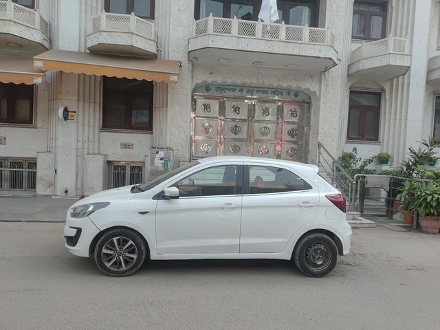 Second-hand 2020 Ford Figo Titanium Diesel for sale in New Delhi-5
