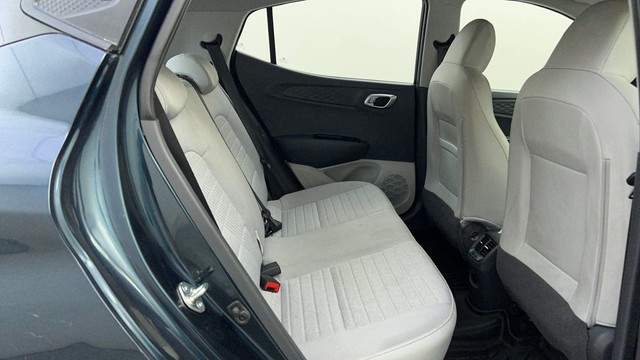 Second-hand 2024 Hyundai Grand i10 Nios Sportz for sale in Bangalore-34