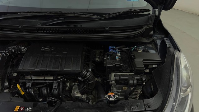 Second-hand 2024 Hyundai Grand i10 Nios Sportz for sale in Bangalore-39