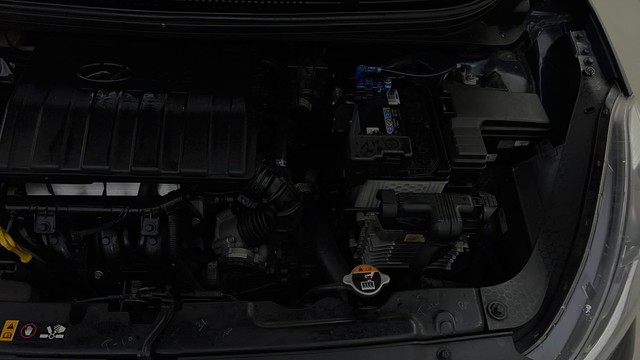 Second-hand 2024 Hyundai Grand i10 Nios Sportz for sale in Bangalore-28