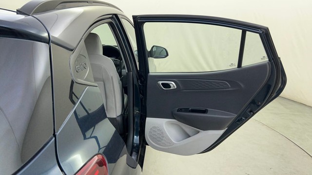 Second-hand 2024 Hyundai Grand i10 Nios Sportz for sale in Bangalore-37