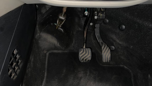 Second-hand 2022 Renault Triber RXT EASY-R AMT for sale in Bangalore-14