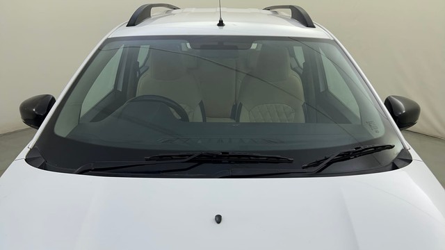 Second-hand 2022 Renault Triber RXT EASY-R AMT for sale in Bangalore-10