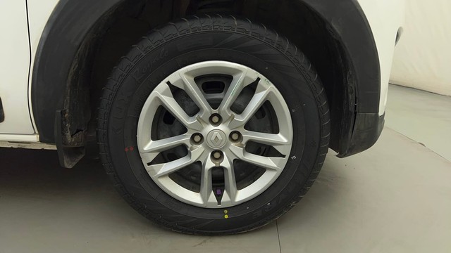 Second-hand 2022 Renault Triber RXT EASY-R AMT for sale in Bangalore-17