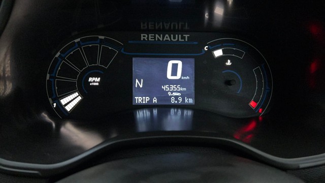 Second-hand 2022 Renault Triber RXT EASY-R AMT for sale in Bangalore-13