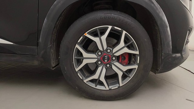 Second-hand 2020 Kia Seltos GTX Plus S Turbo DCT for sale in Bangalore-17