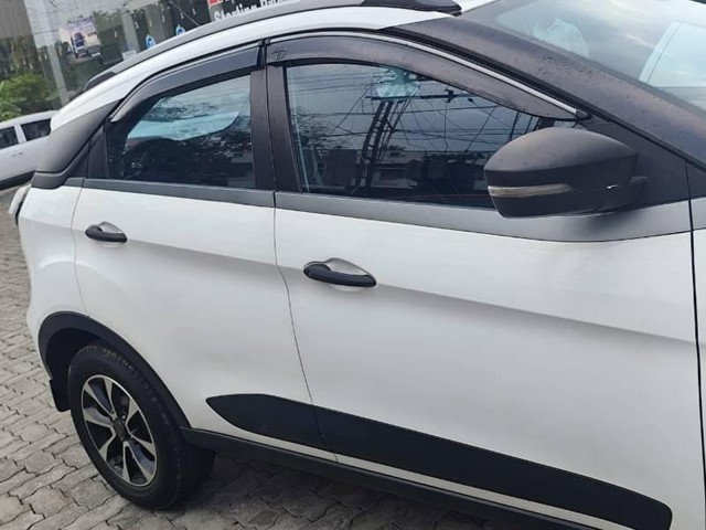 Second-hand 2020 Tata Nexon 1.2 Revotron XM for sale in Ernakulam-3