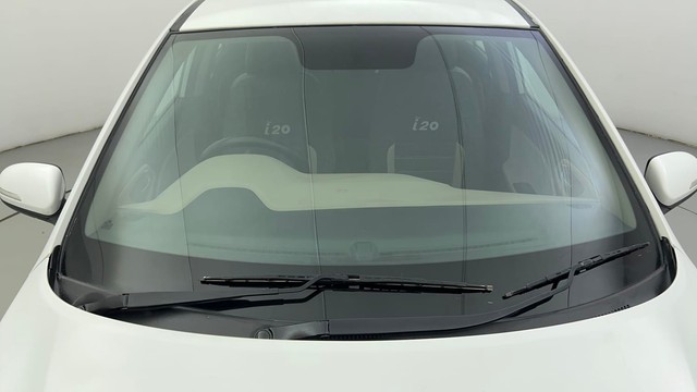 Second-hand 2015 Hyundai i20 Sportz 1.2 for sale in Ahmedabad-10