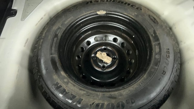 Second-hand 2015 Hyundai i20 Sportz 1.2 for sale in Ahmedabad-21